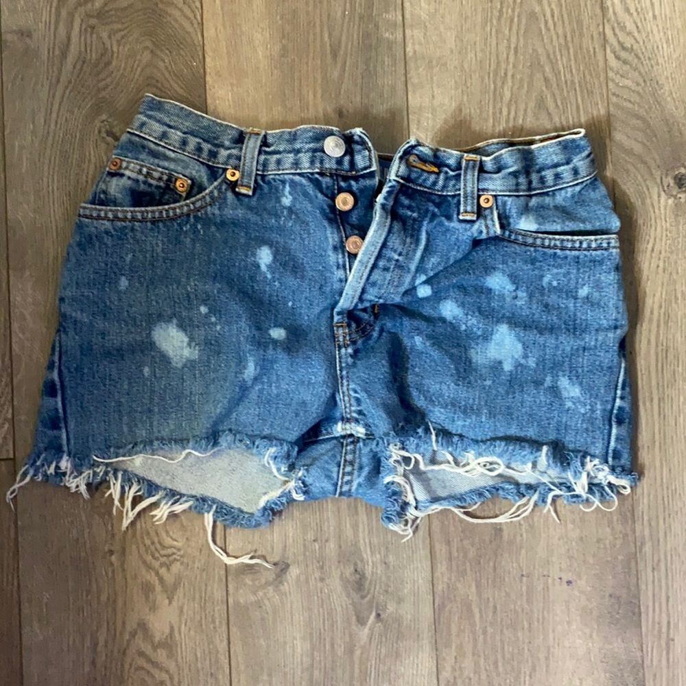 LAST DAY: Gap low rise cutoff acid wash shorts